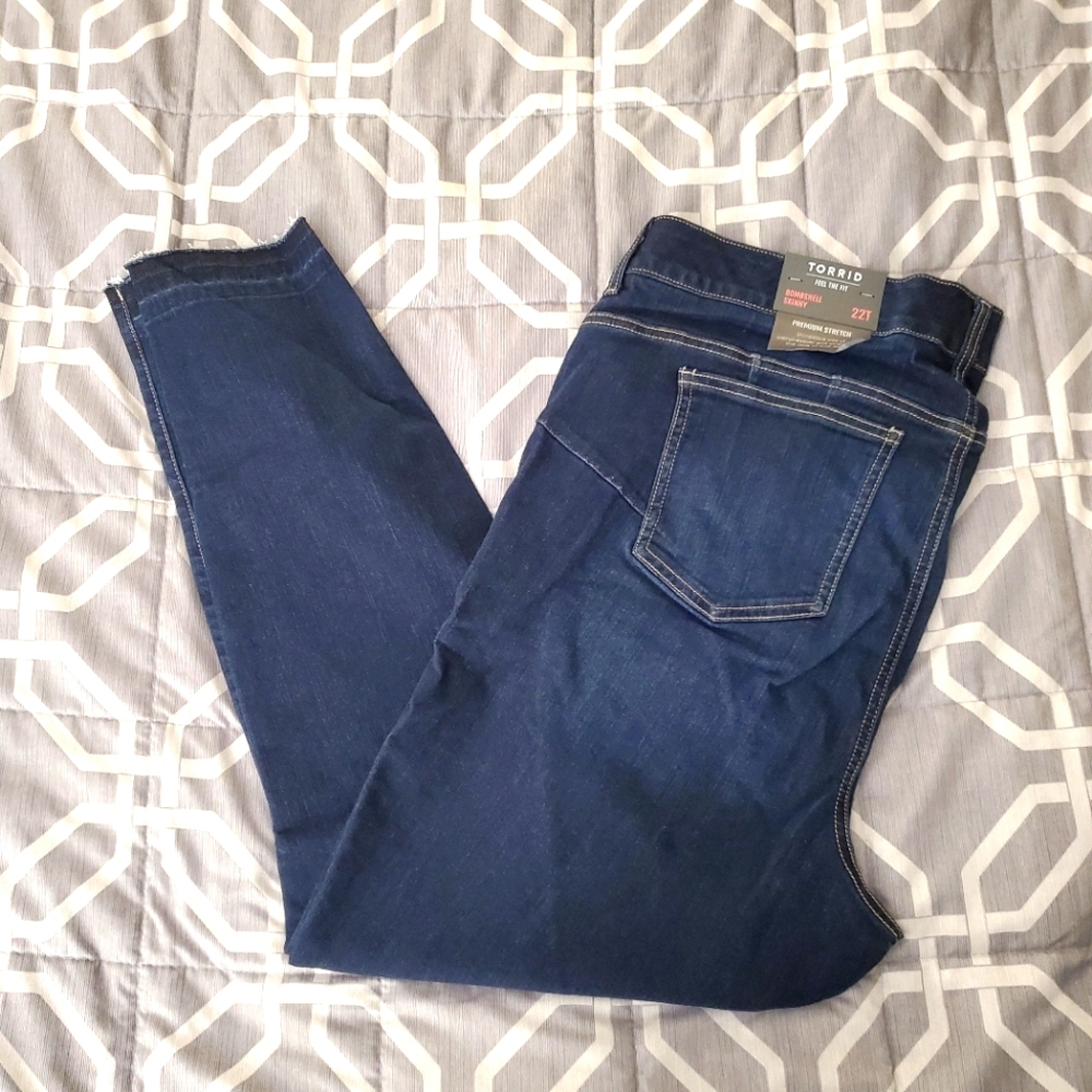 Torrid Bombshell Jeans 22T